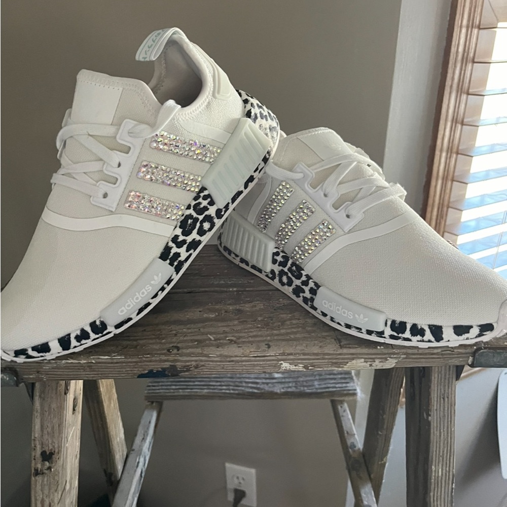 Adidas Sneakers